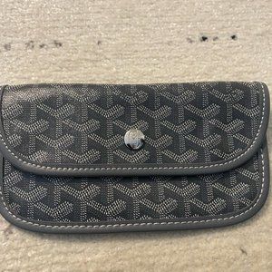 Goyard Pouch